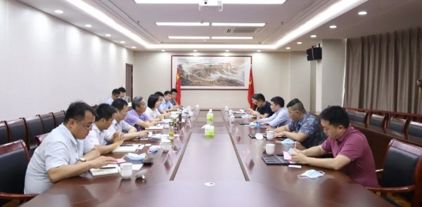 重庆鸿达智慧城市发展有限公司等到tqb谈球吧进行业务洽谈