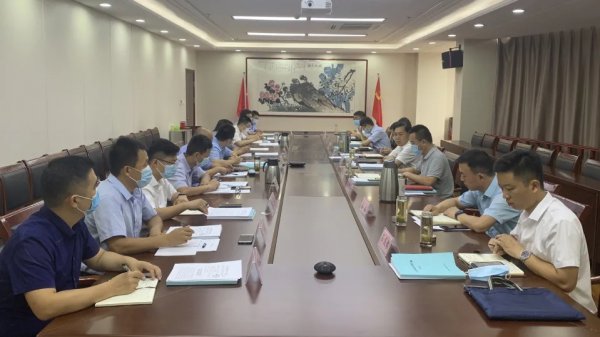 tqb谈球吧召开8月份安全生产工作例会