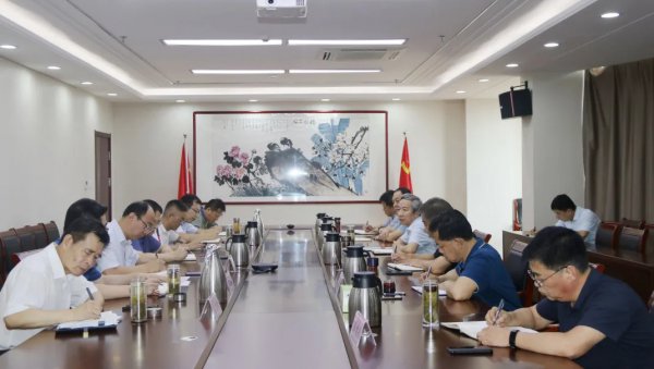 tqb谈球吧召开创建全国文明城市暨迎接国家卫生城市复审工作推进会议