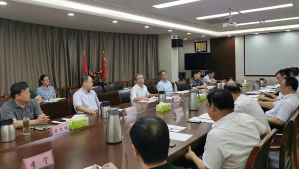 tqb谈球吧召开党委会专题研究落实违规电动三轮四轮车管理工作