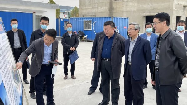 市谈球吧网页版挂图作战总指挥部推进保障办公室到tqb谈球吧谈球吧网页版调研
