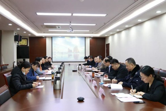数字化城市服务中心惠海静一行莅临tqb谈球吧调研指导