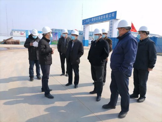 集团领导实地督查疫情防控、安全生产和谈球吧网页版建设情况