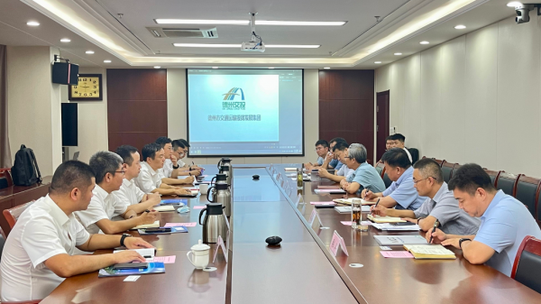 中国二十二冶集团有限公司马建民一行到tqb谈球吧洽谈合作