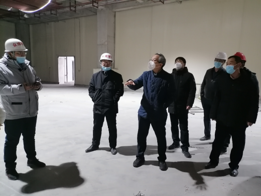 集团领导到谈球吧网页版现场办公