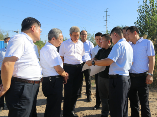 山东省路桥集团、山东高速德州发展有限公司到tqb谈球吧实地考察并签订合作协