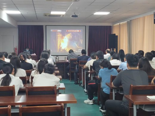 市tqb谈球吧联合举办消防安全知识培训暨应急疏散演练活动